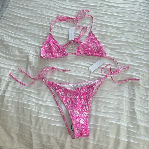 Bright swimwear Pink floral bikini set with tags on. Never worn. Size M - Picture 1 of 4